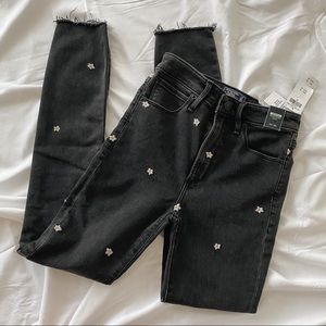 Abercrombie daisy print skinny jeans